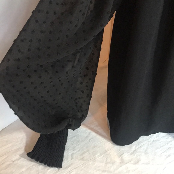 “ZARA BASIC” Ruffled Wide Sleeves Black Blouse. - Picture 8 of 12